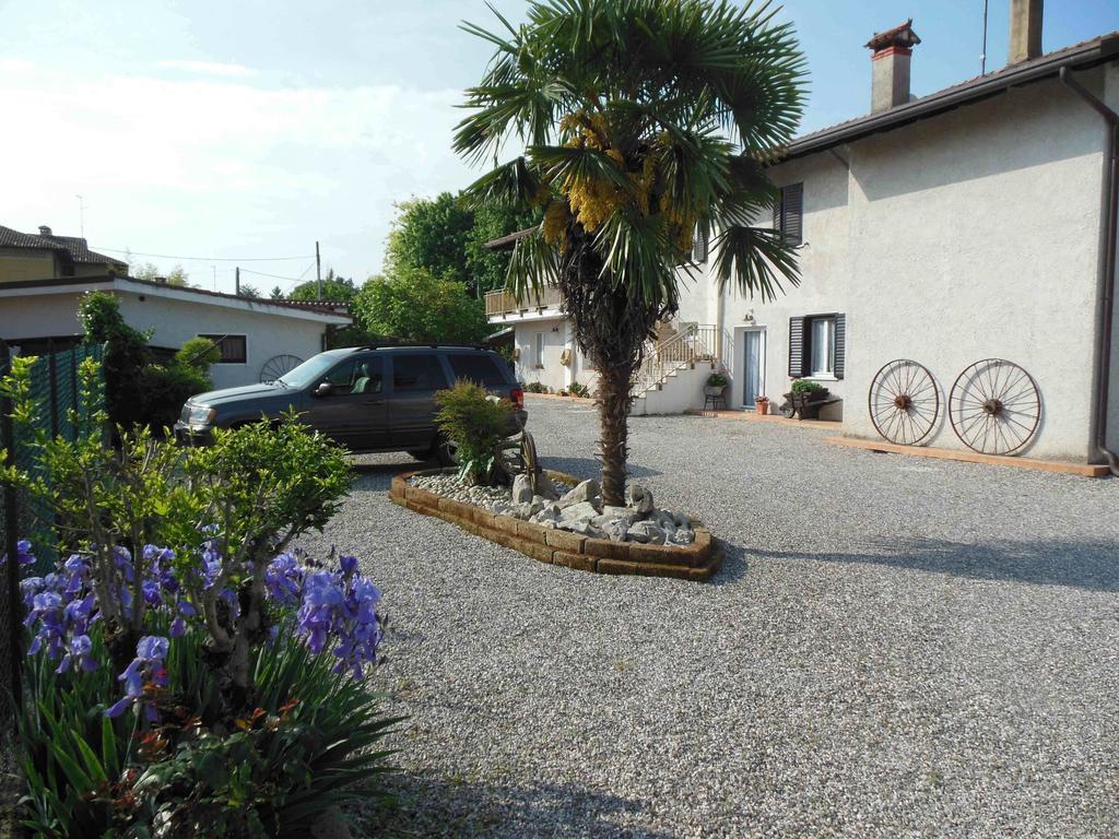 Al Pic De Corone Bed & Breakfast Terzo d' Aquileia Екстериор снимка