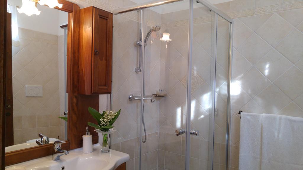 Al Pic De Corone Bed & Breakfast Terzo d' Aquileia Стая снимка